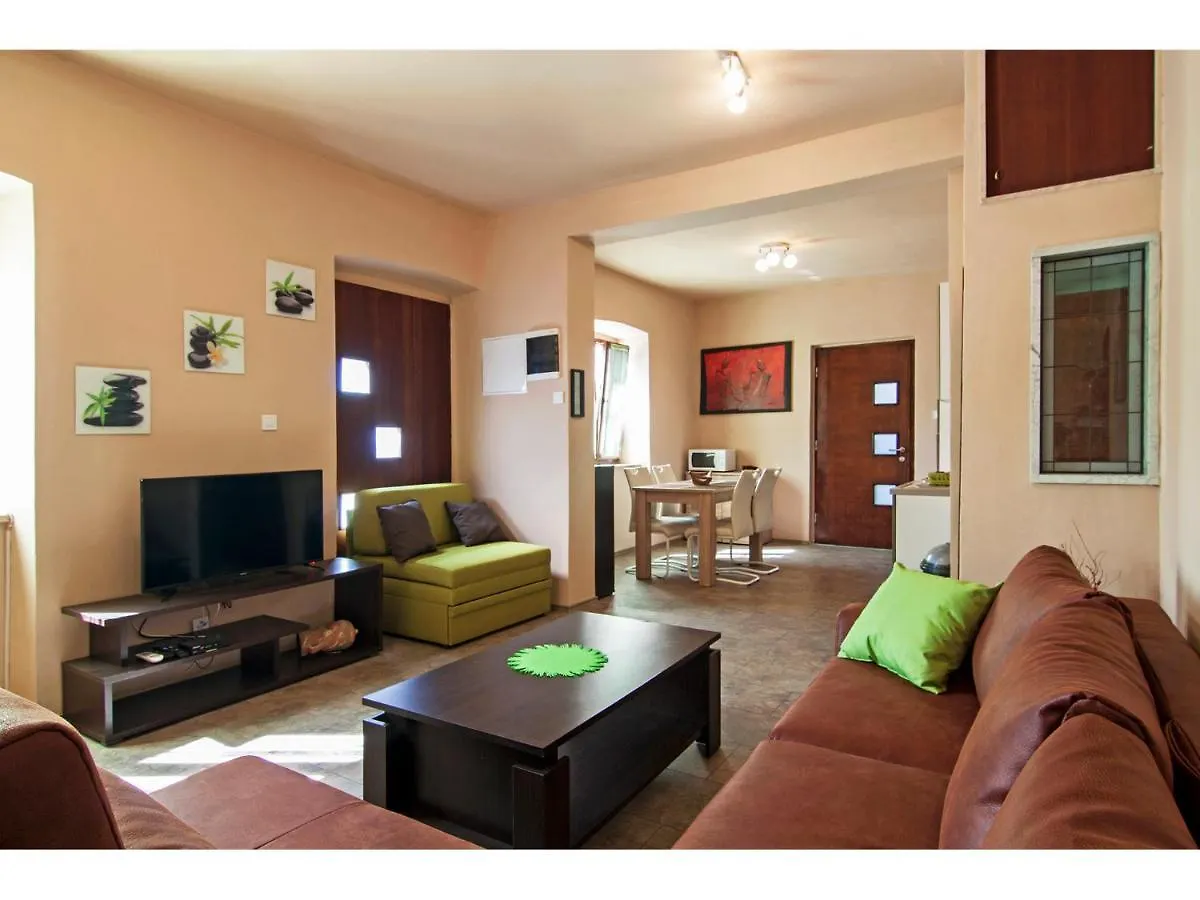 Anni Apartments Pula